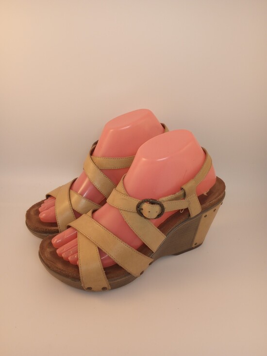 Dansko Shoes - Dansko Women's Beige Leather Wedge Strappy Sandals Sz 39 US 8.5
